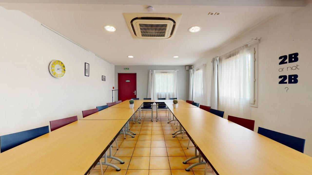 Everhotel De Tarbes-Ibos エクステリア 写真