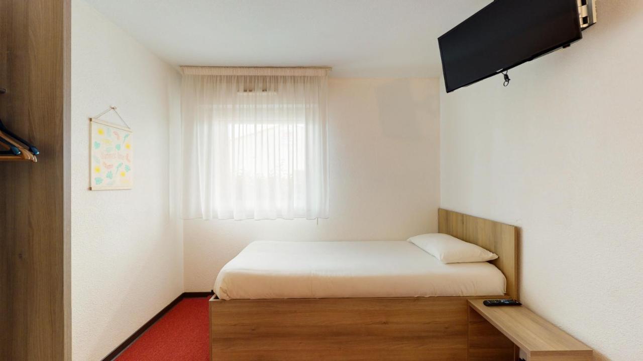 Everhotel De Tarbes-Ibos エクステリア 写真