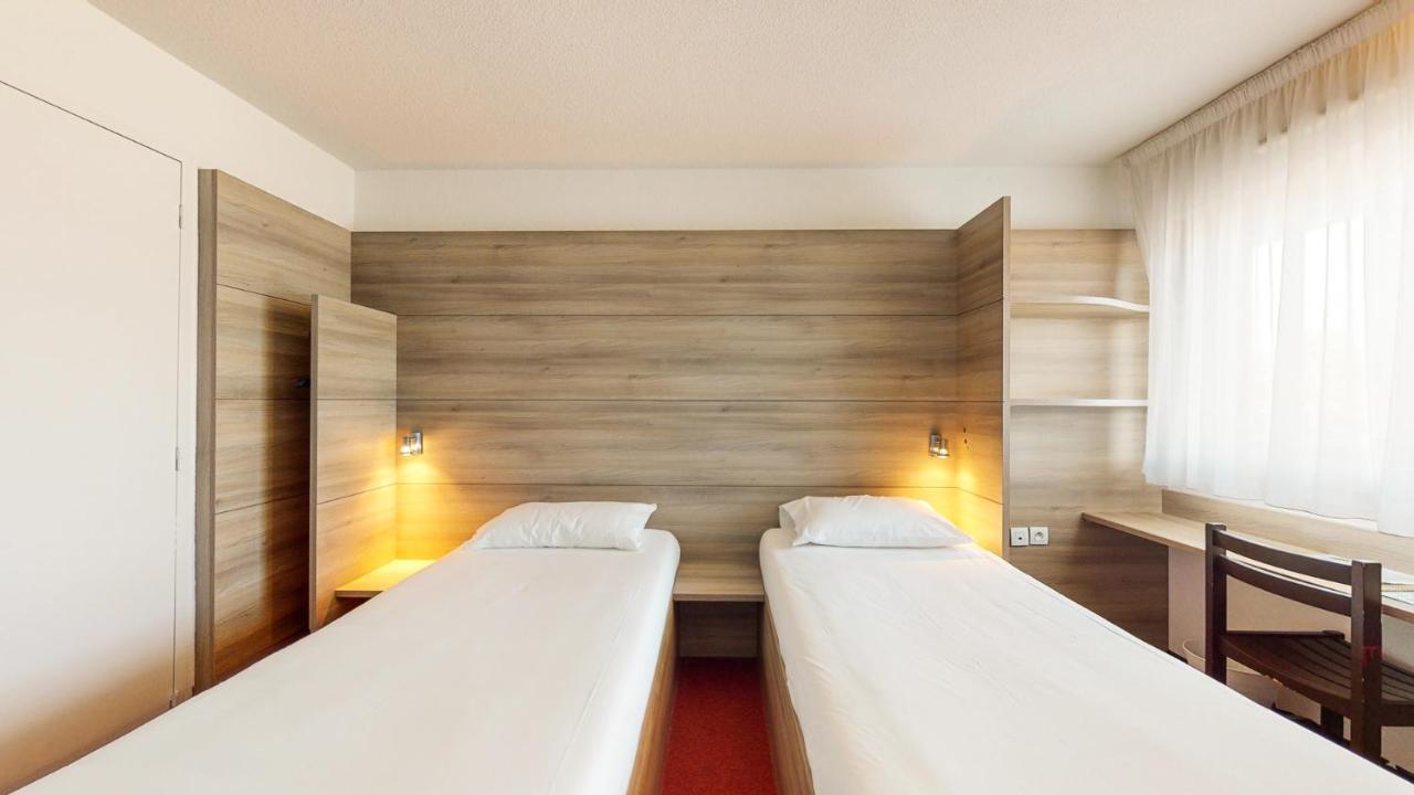 Everhotel De Tarbes-Ibos エクステリア 写真