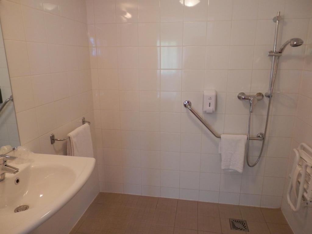 Everhotel De Tarbes-Ibos 部屋 写真